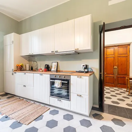 Borgo Bliss In Parma's San Giuseppe District Apartmán