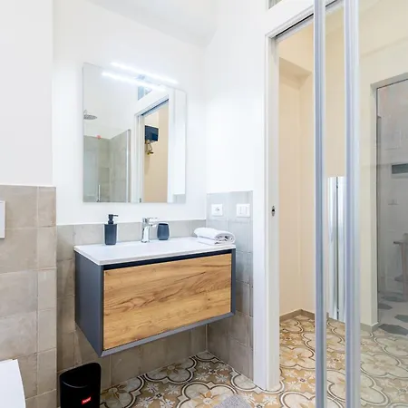 شقة Guesthost - Borgo Bliss In Parma's San Giuseppe District بارما