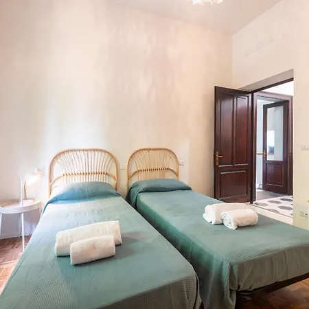 Apartamento Guesthost - Borgo Bliss In Parma's San Giuseppe District
