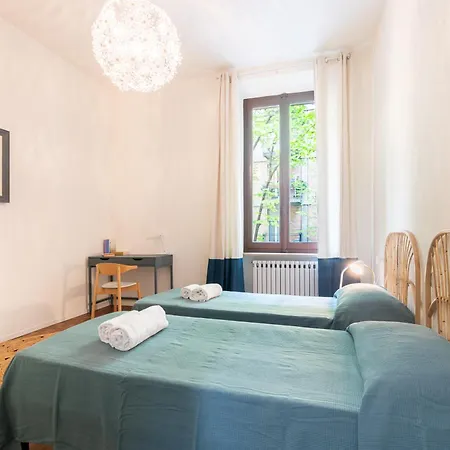 شقة Guesthost - Borgo Bliss In Parma's San Giuseppe District بارما