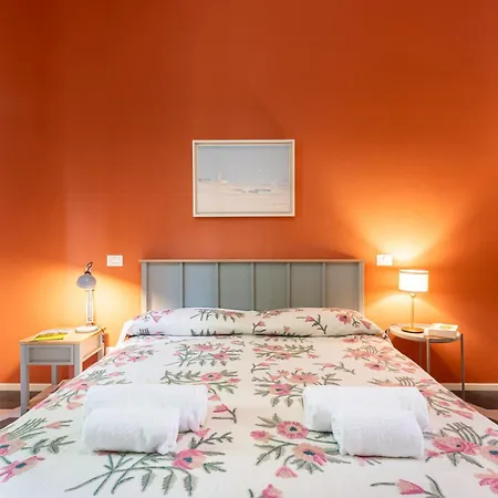Guesthost - Borgo Bliss In Parma's San Giuseppe District Apartamento *