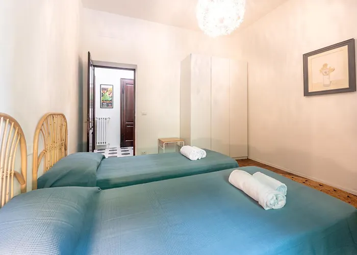 Guesthost - Borgo Bliss In Parma's San Giuseppe District פארמה