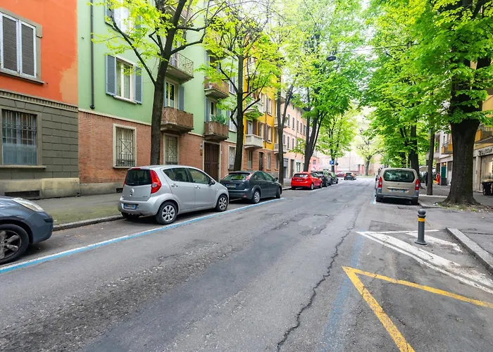 Guesthost - Borgo Bliss In Parma's San Giuseppe District דירה פארמה